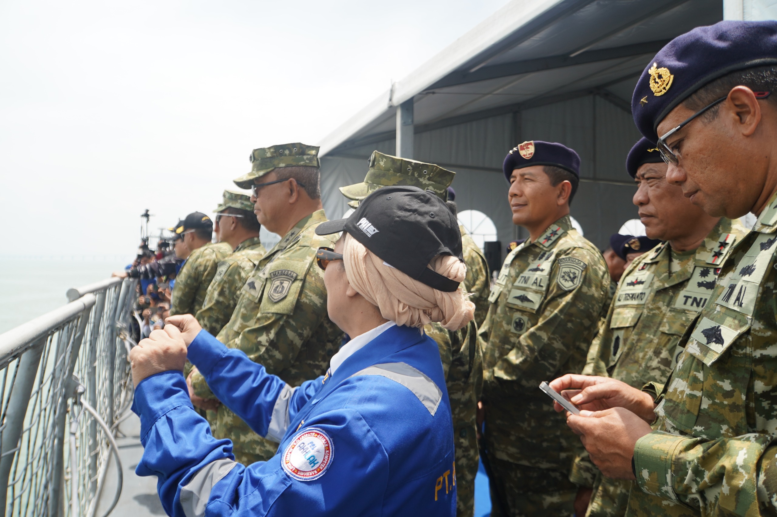 Menhan RI Saksikan Uji Coba Penembakan KSOT di Koarmada II