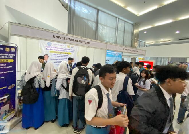 Universitas Hang Tuah Hadiri Campus Expo 2025 di Graha Pena Surabaya