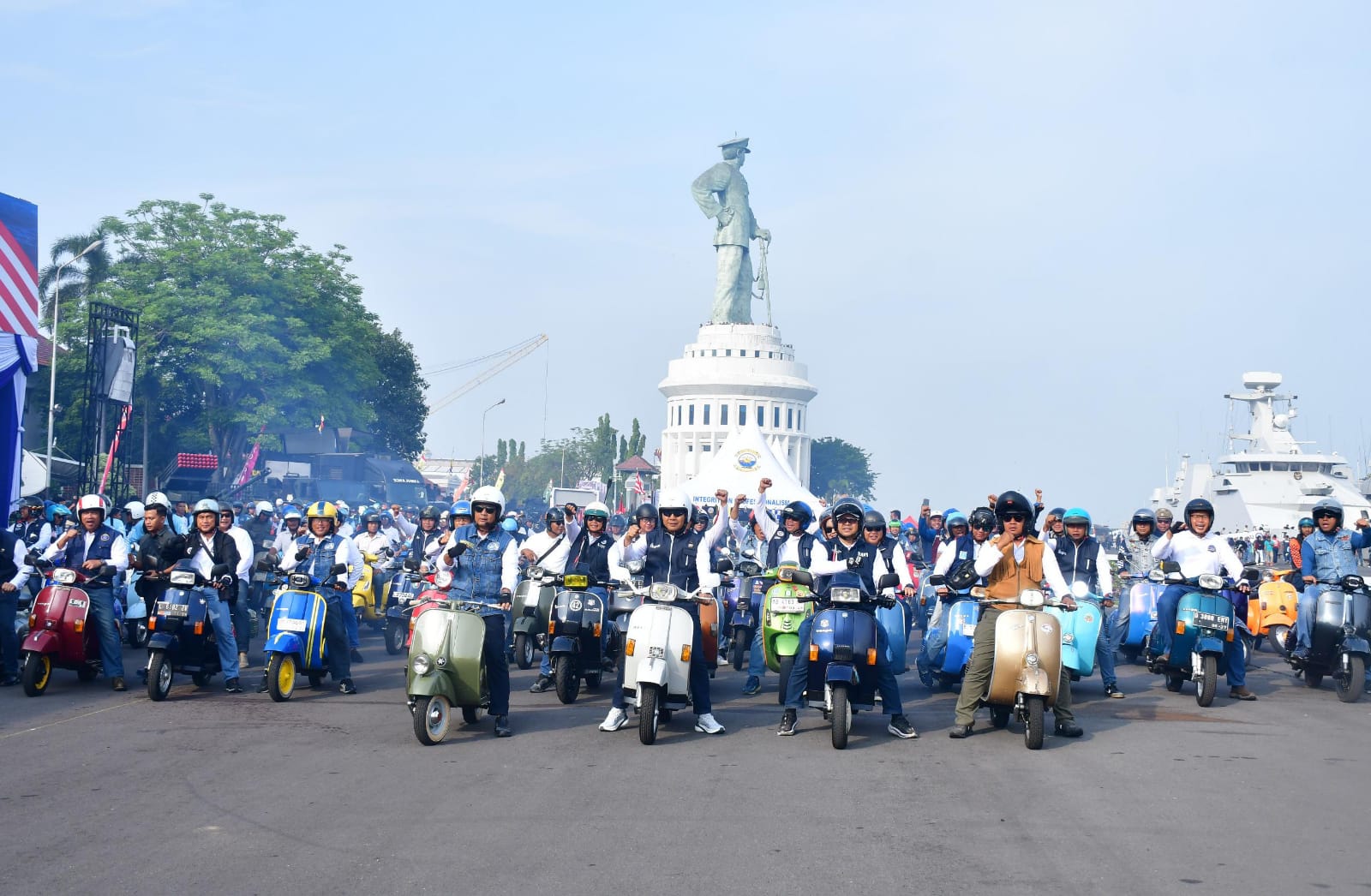 Komandan dan Wadan Puspenerbal Hadiri Fleet Festival Peringatan Hari Armada Rl 2025