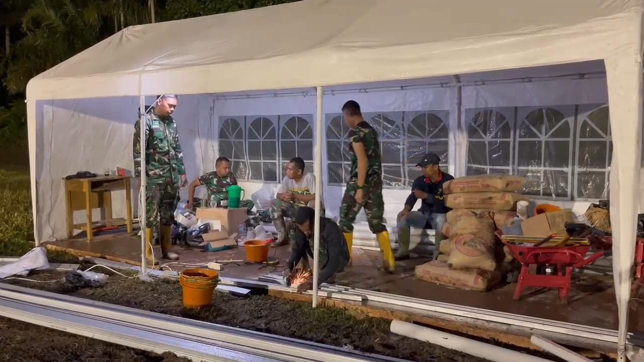 TNI AD dan Pemda Percepat Pembangunan Huntara Pascabencana di Palembayan