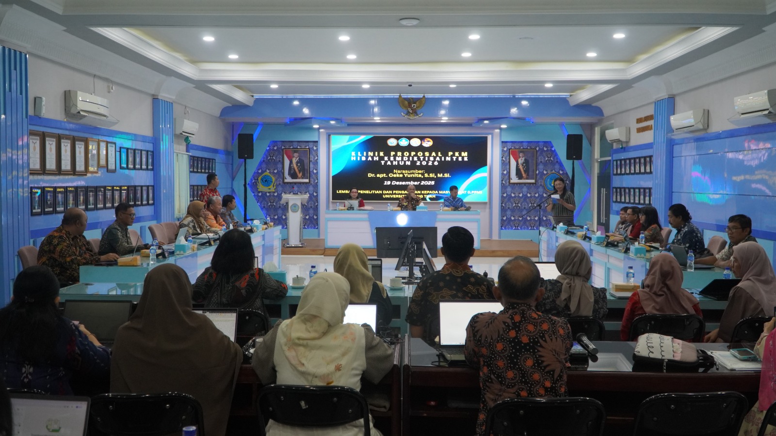 Rektor UHT Buka Coaching Clinic Penyusunan Proposal Pengabdian kepada Masyarakat Hibah Kemdiktisaintek 2026