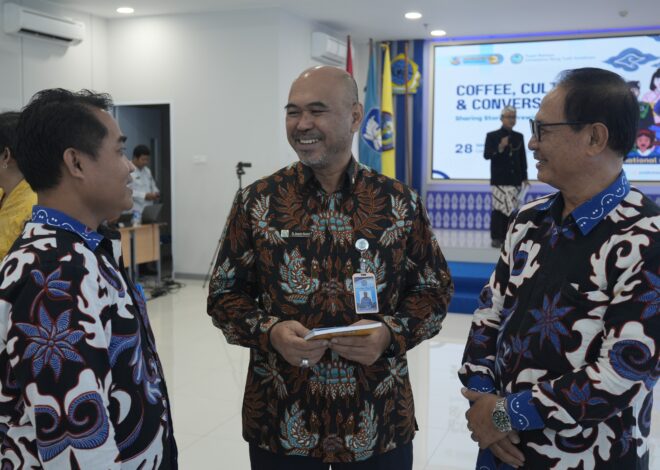 Ngopi Bareng Sambil Bertukar Budaya, Mahasiswa Internasional dan UHT Bertemu di Coffee, Culture & Conversation