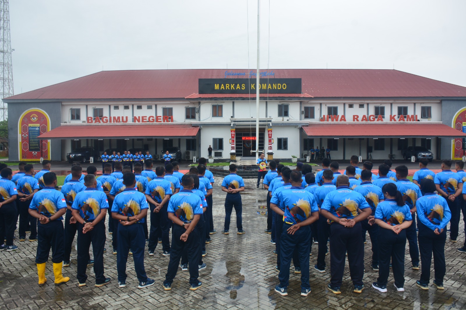 Komandan Kodaeral XI Pimpin Apel Pagi Prajurit, Tekankan Pentingnya Menjaga Kesehatan Fisik dan Mental