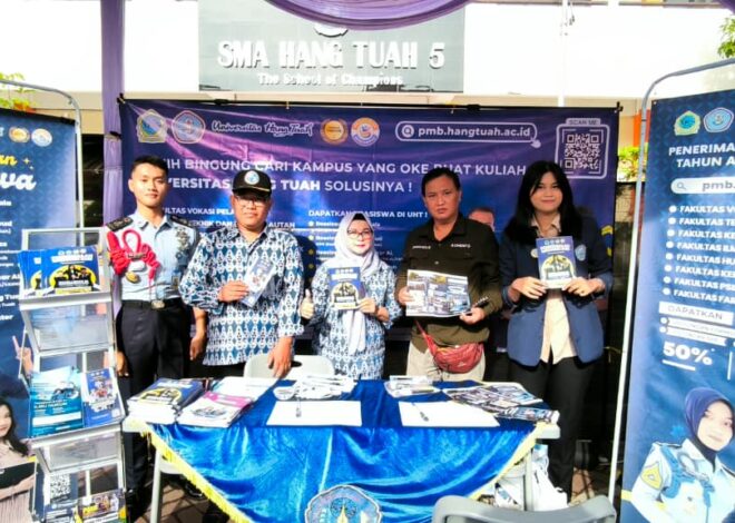 UHT Kenalkan Kampus Laut Biru dan Jalur Beasiswa di Campus Expo SMA Hang Tuah 5 Sidoarjo