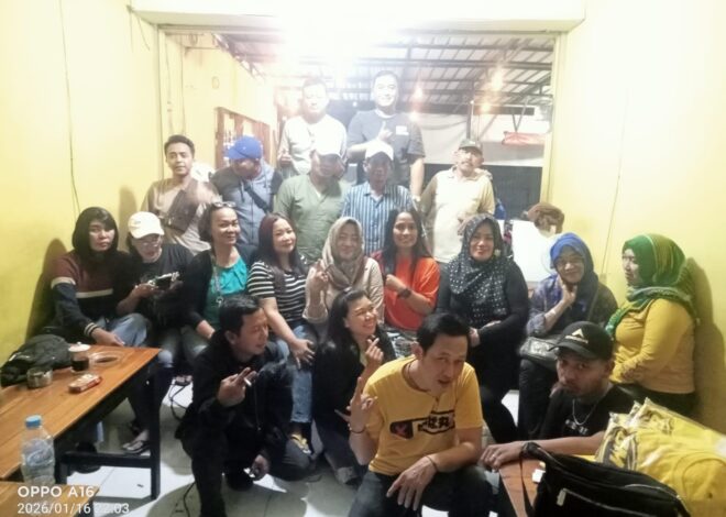 Pertemuan Rutin GMTC ( Gak Mau Tau Community ) Di BC Semampir Surabaya.