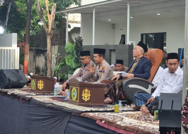 Kapolres Pasuruan Hadiri Manaqib Dzikrul Ghofilin bersama Ribuan Jamaah