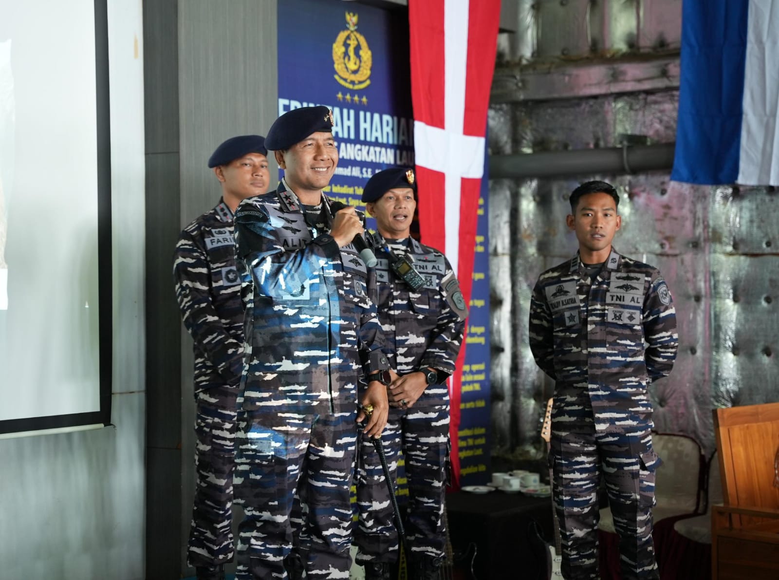 Diikuti Ratusan Anggota Pramuka Se-Jatim, Persami KKRI Koarmada II Tahun 2026 Resmi Dibuka Pangkoarmada II