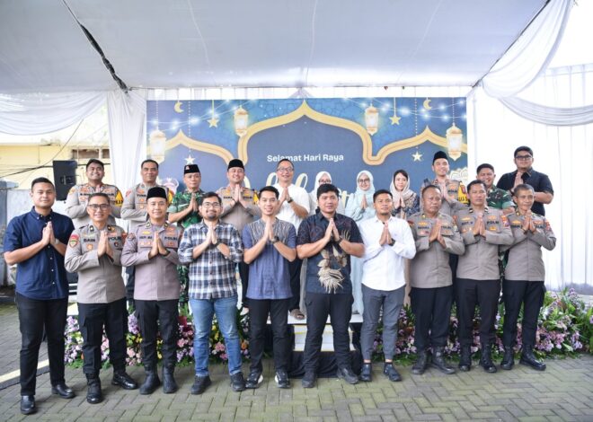 Kapolres Gresik Hadiri Halal Bihalal Bersama Forkopimda di Kediaman Bupati, Perkuat Soliditas Lintas Sektor