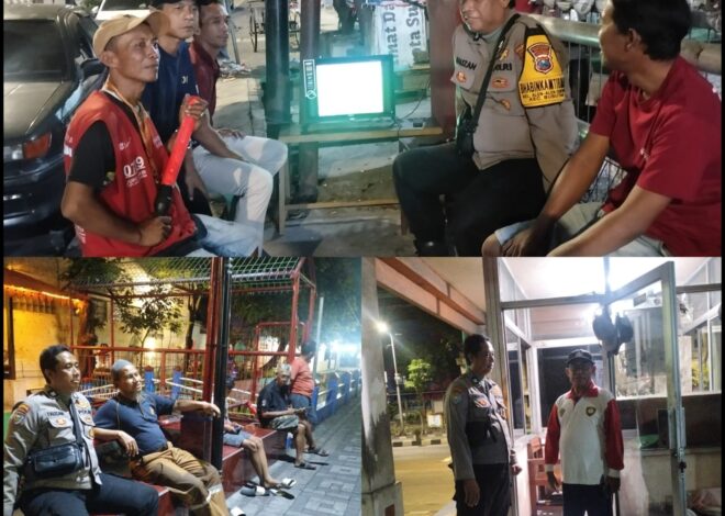 BHABINKAMTIBMAS KELURAHAN GUNDIH SAMBANG WARGA RW 04 DAN RW 05, AJAK WARGA TINGKATKAN KEWASPADAAN KAMTIBMAS